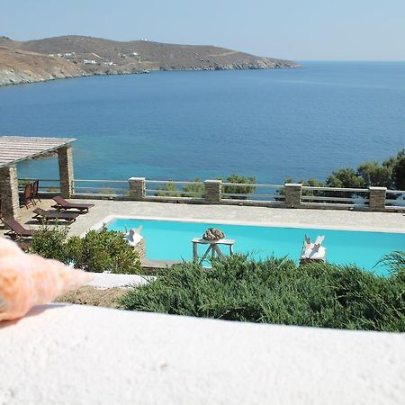 Aparthotel En Plo Agios Romanos Exteriér fotografie