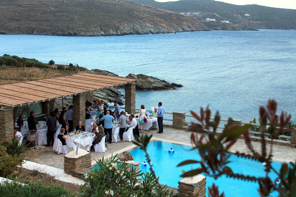 Aparthotel En Plo Agios Romanos Exteriér fotografie