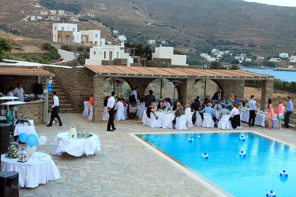 Aparthotel En Plo Agios Romanos Exteriér fotografie