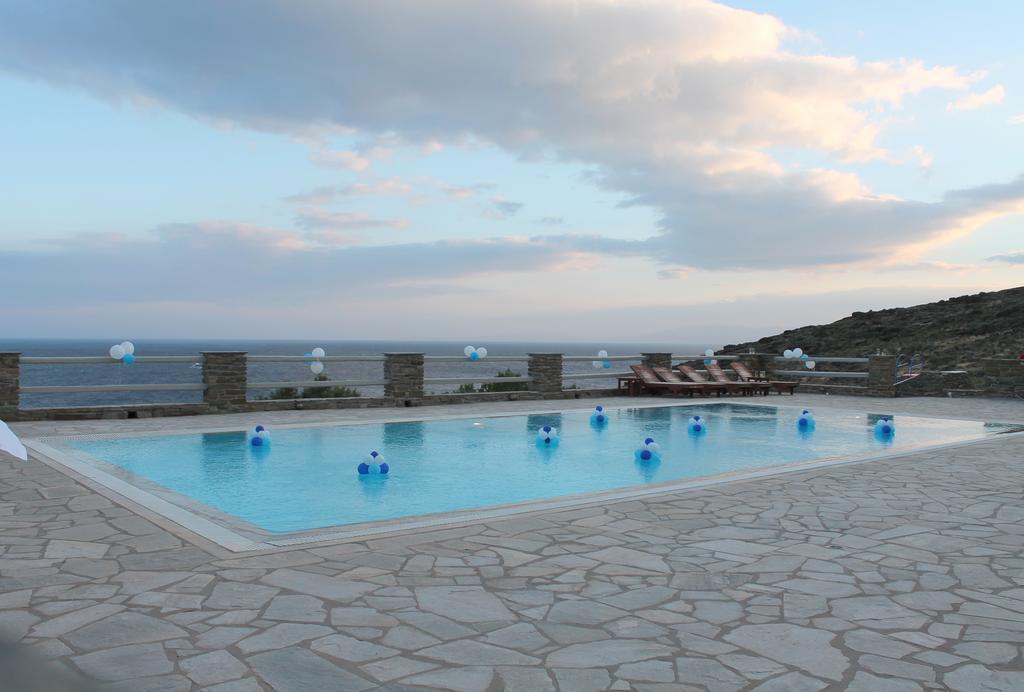 Aparthotel En Plo Agios Romanos Exteriér fotografie