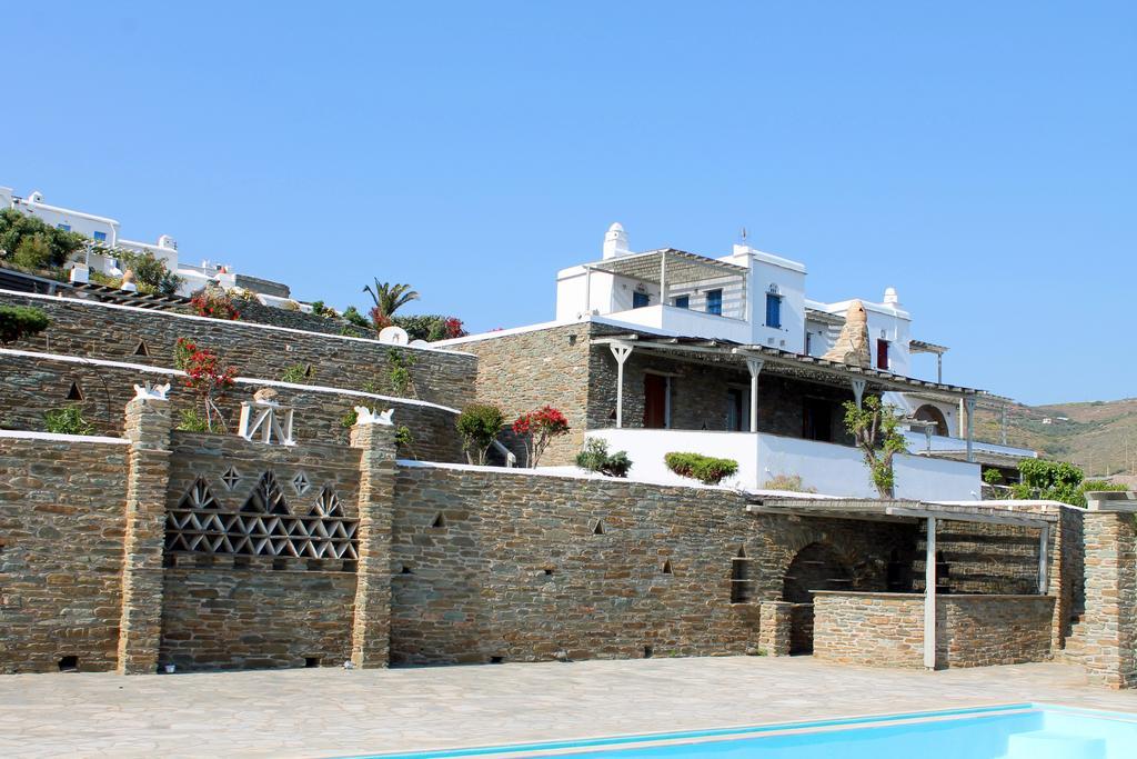 Aparthotel En Plo Agios Romanos Exteriér fotografie