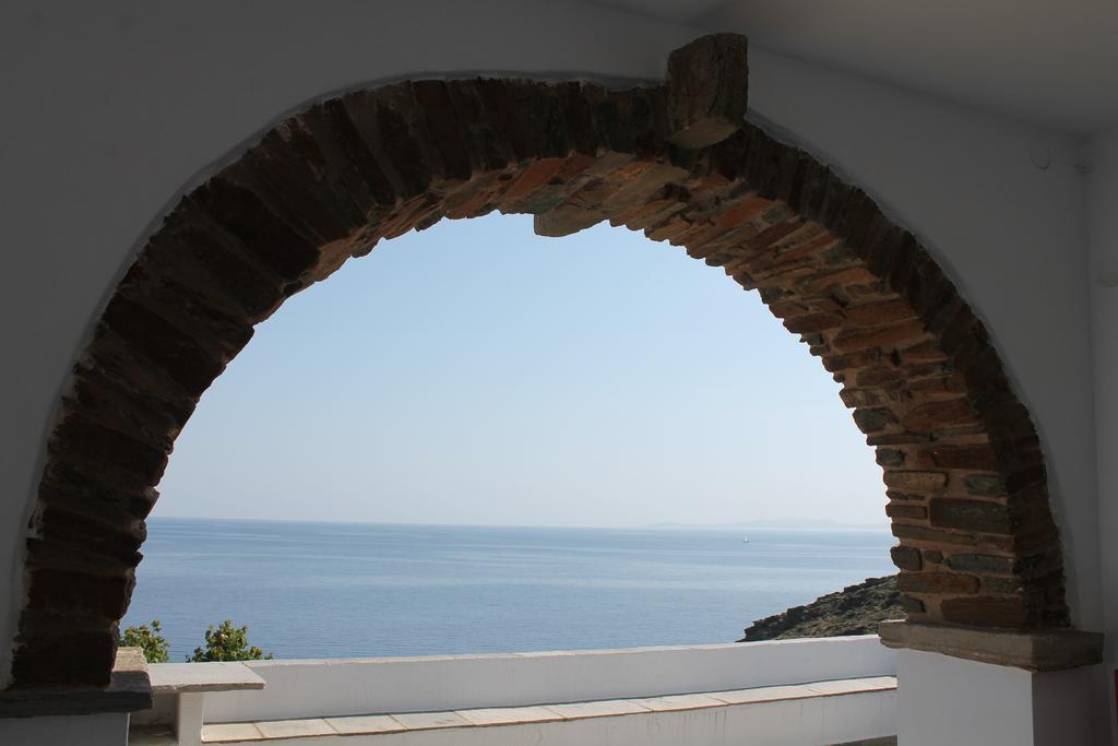 Aparthotel En Plo Agios Romanos Exteriér fotografie