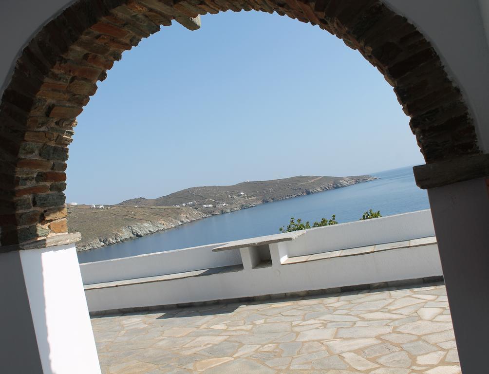 Aparthotel En Plo Agios Romanos Exteriér fotografie