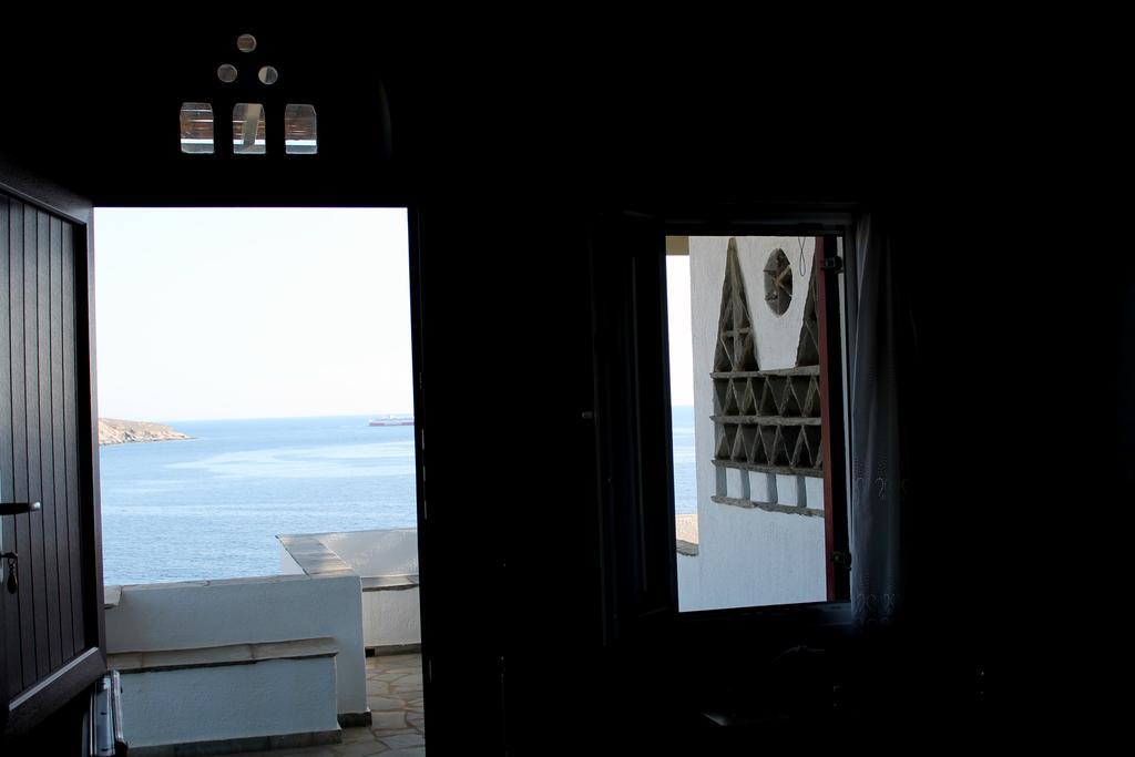 Aparthotel En Plo Agios Romanos Exteriér fotografie